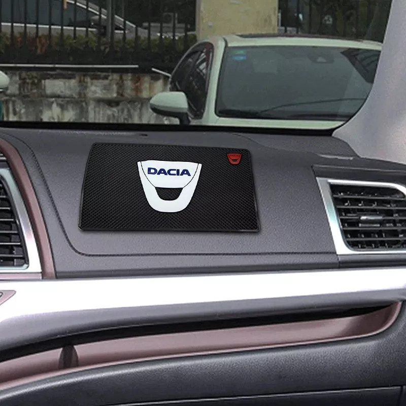 Антиковзаючий килимок на панель авто Dacia (Дачия)