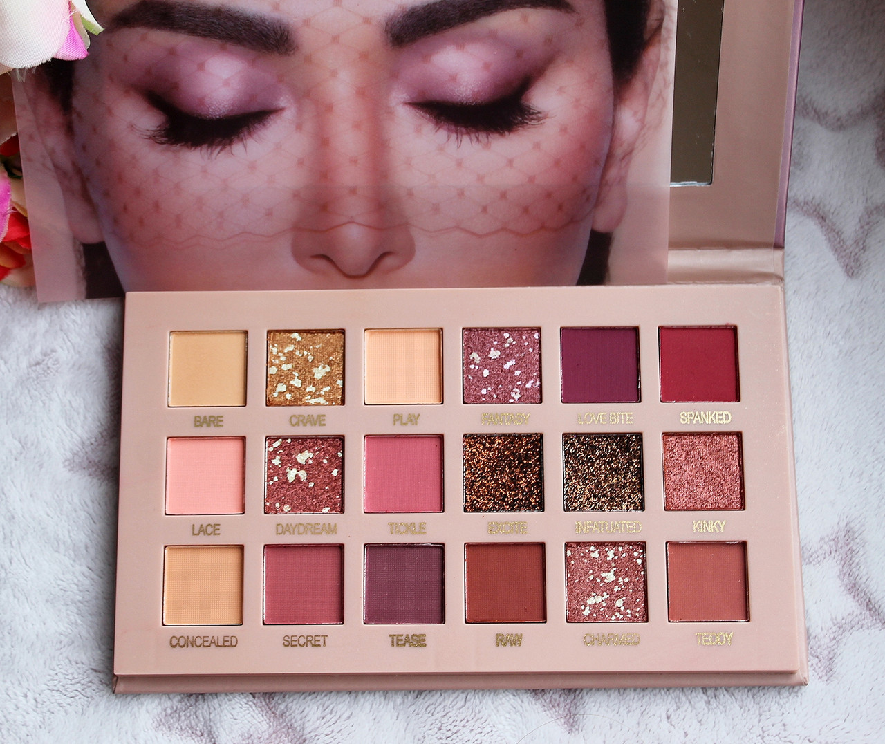Тіні для очей HUDA BEAUTY The New Nude Eye Shadow Palette