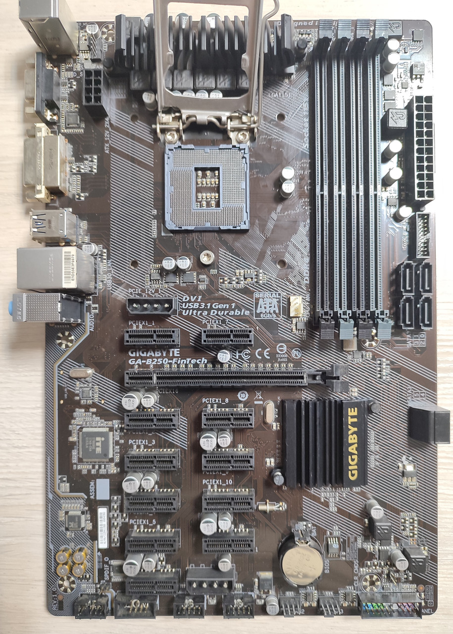 Мат. плата Gigabyte BTC GA-B250-FinTech (12 відеокарт) б/у (ID ...