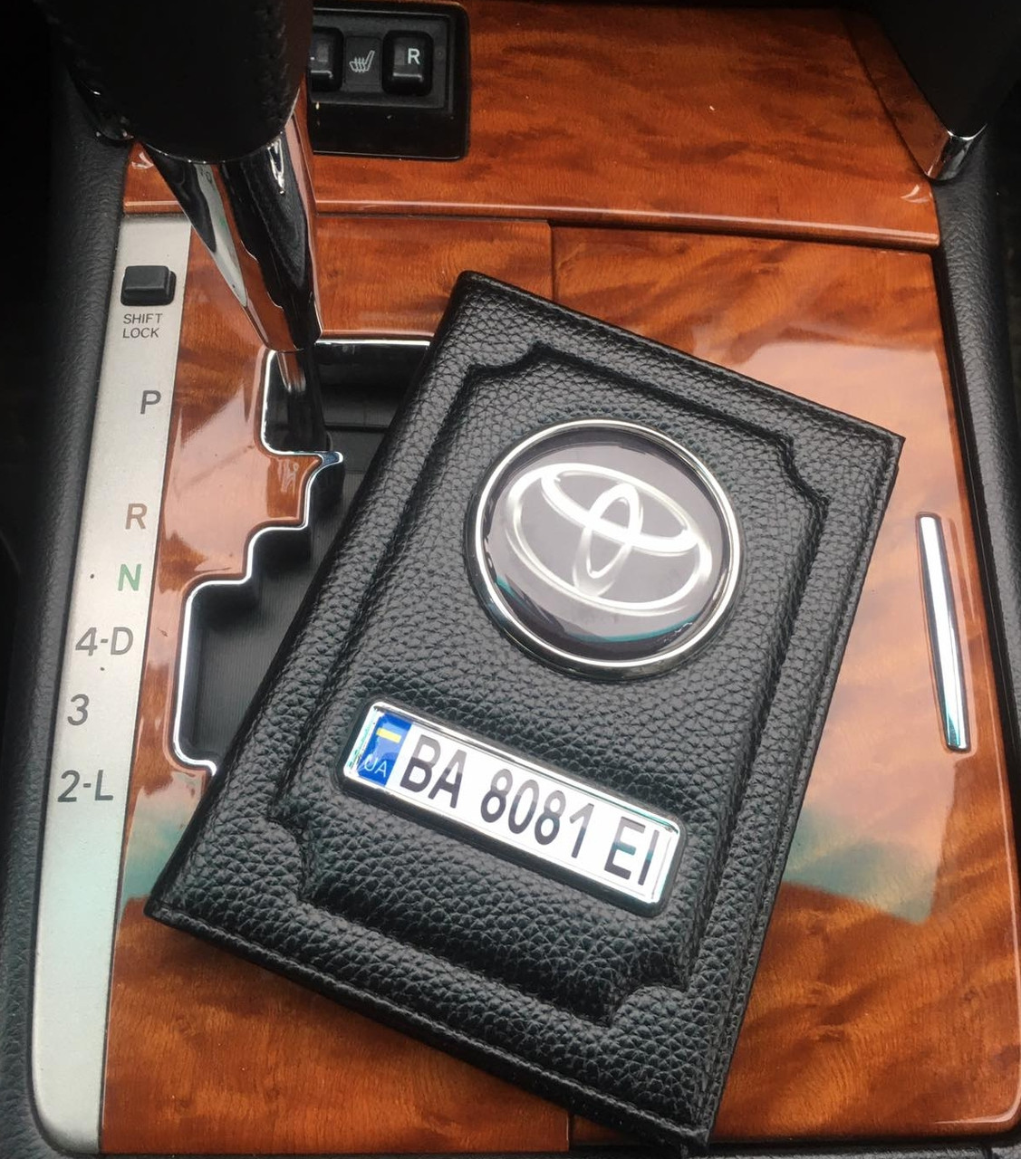 Обкладинка для автодокументів Toyota