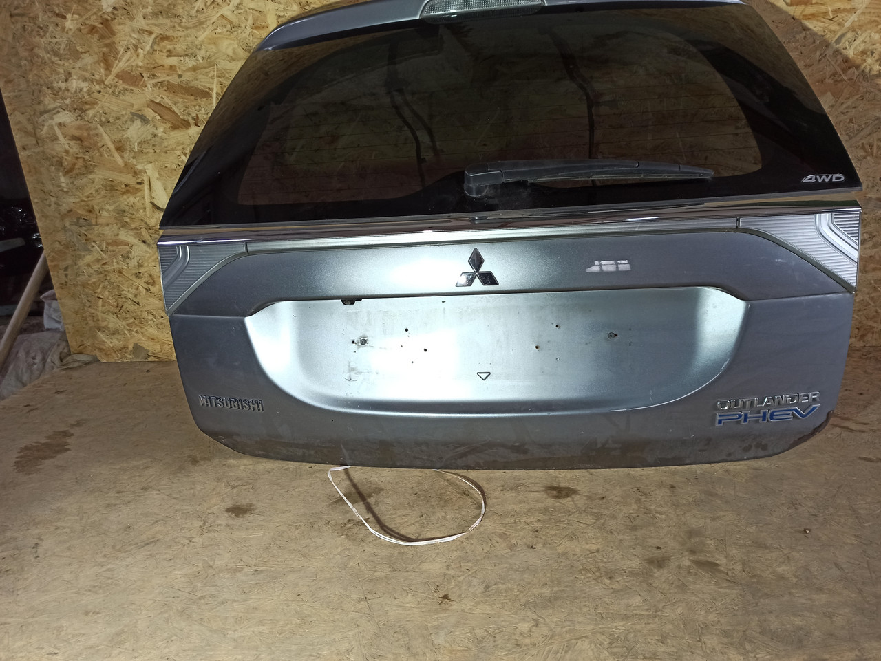 Б/у Крышка багажника Mitsubishi Outlander 3 III 2012-2022 кляпа ляда ...