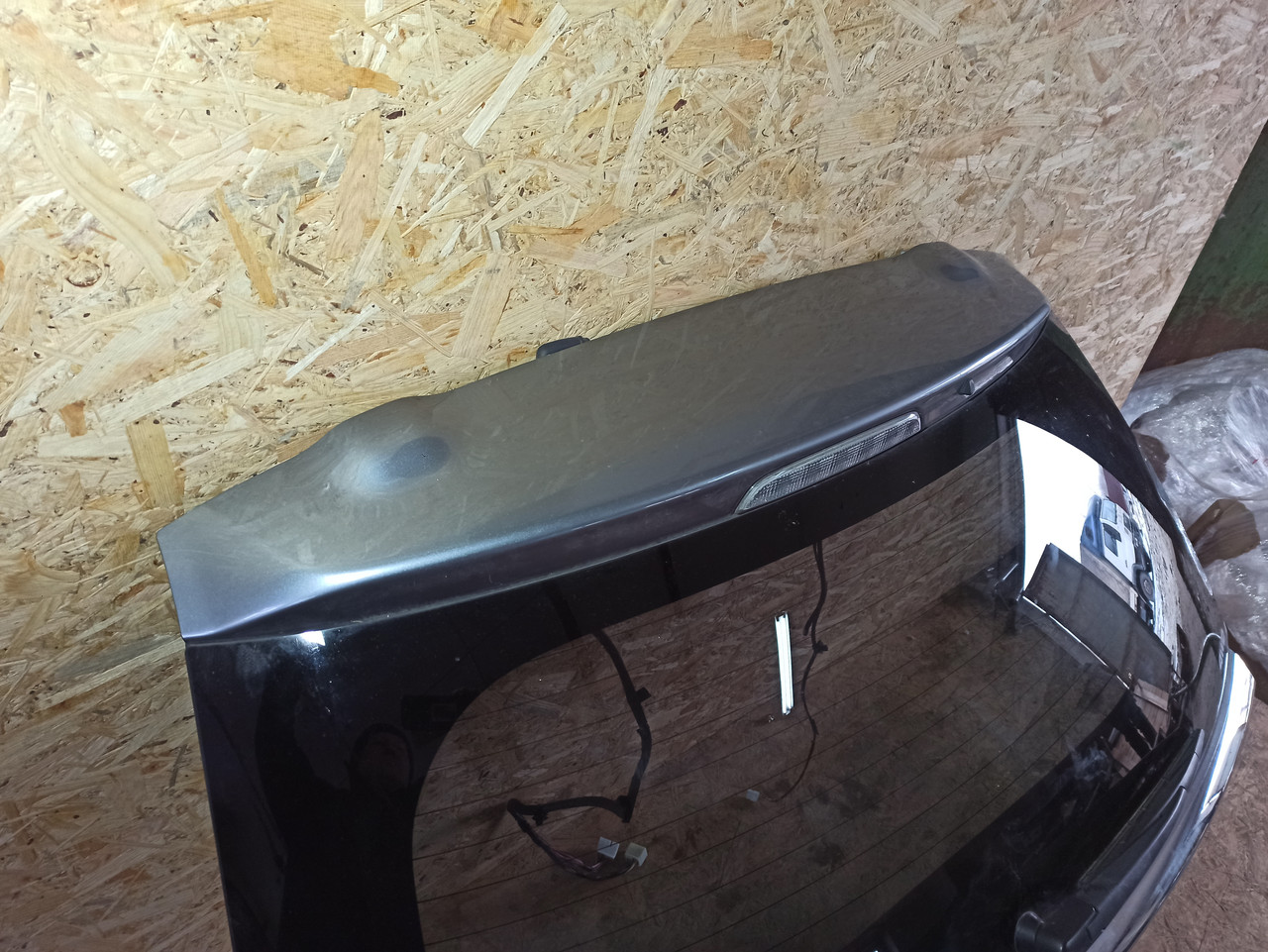 Б/у Крышка багажника Mitsubishi Outlander 3 III 2012-2022 кляпа ляда ...