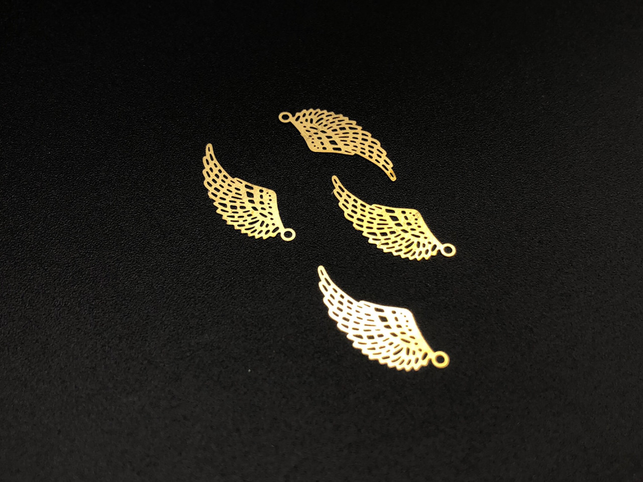 Металеві вироби з міді. Крильце. 21х9мм