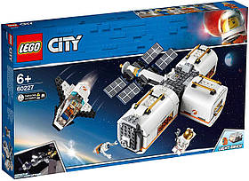 Конструктор LEGO City Космічна станція на місяці 412 деталей (60227)