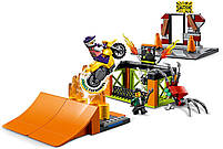 Конструктор LEGO City Парк каскадерів 170 деталей (60293), фото 3
