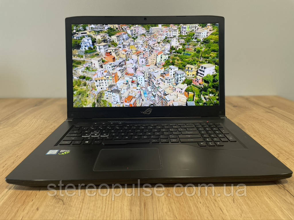 Ігровий ноутбук 17.3'' Asus Rog Strix GL703VM: i7-7700HQ/ GTX 1060(6Gb)/ 8Gb DDR4/ 256Gb SSD M2