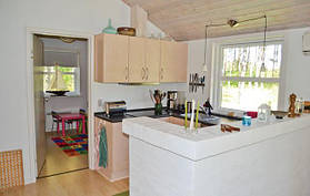 e8193_kitchen_01.jpg