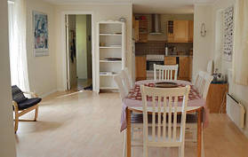 g4476_kitchen_02.jpg