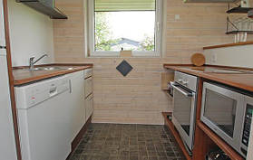 c1042_kitchen_01.jpg