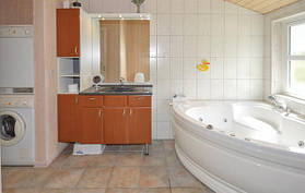 d7520_bath_02.jpg