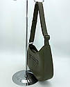Сумка клатч багет жіноча Welassie оливкового кольору, Молодіжна маленька сумочка асиметричної форми, фото 4