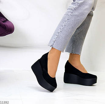 Замшевые женские черные туфли на танкетке. Натуральная замша. Купить недорого. Размер 36-40