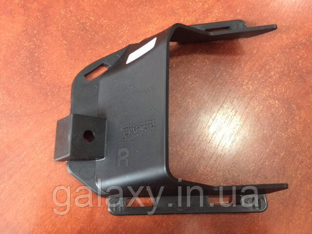 Кронштейн переднего бампера правый Chevrolet Captiva Шевроле Каптива С100 2006-2010