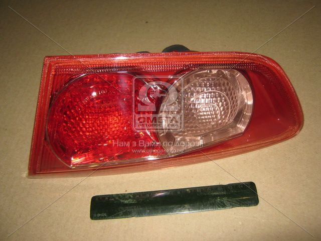 Ліхтар правий MITSUBISHI LANCER X (TEMPEST). 8330A112