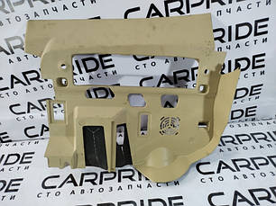 Пластик під кермовим BMW