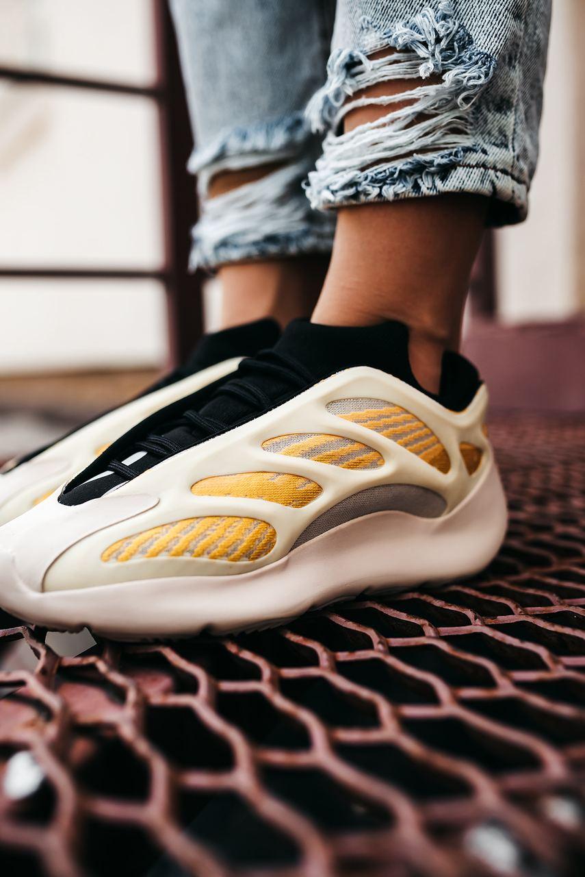 Yeezy boost sales 700 yellow