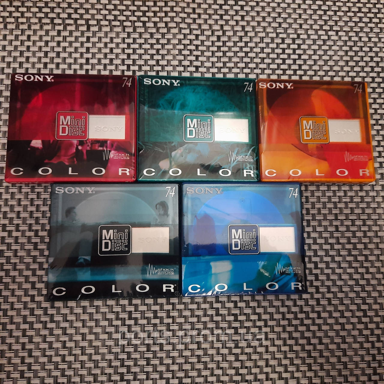 Минидиск MiniDisc Sony 74 color MD цифровой магнитооптический носитель информации - фото 1 - id-p1608728786