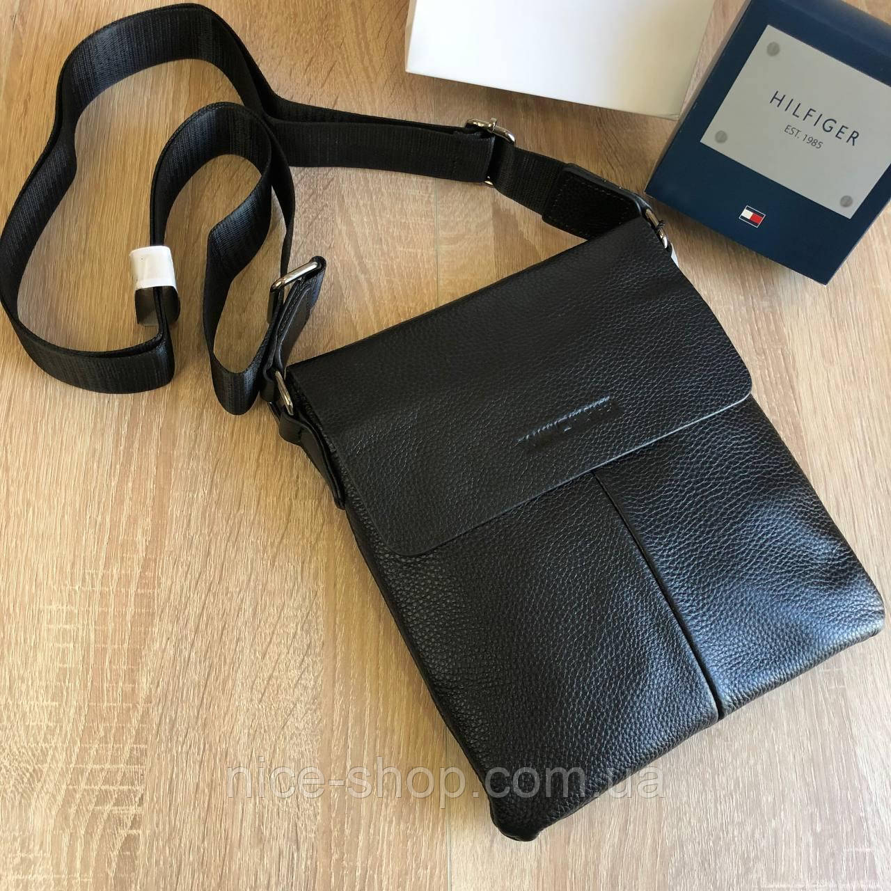 Чоловіча шкіряна сумка планшетка Tommy Hilfiger