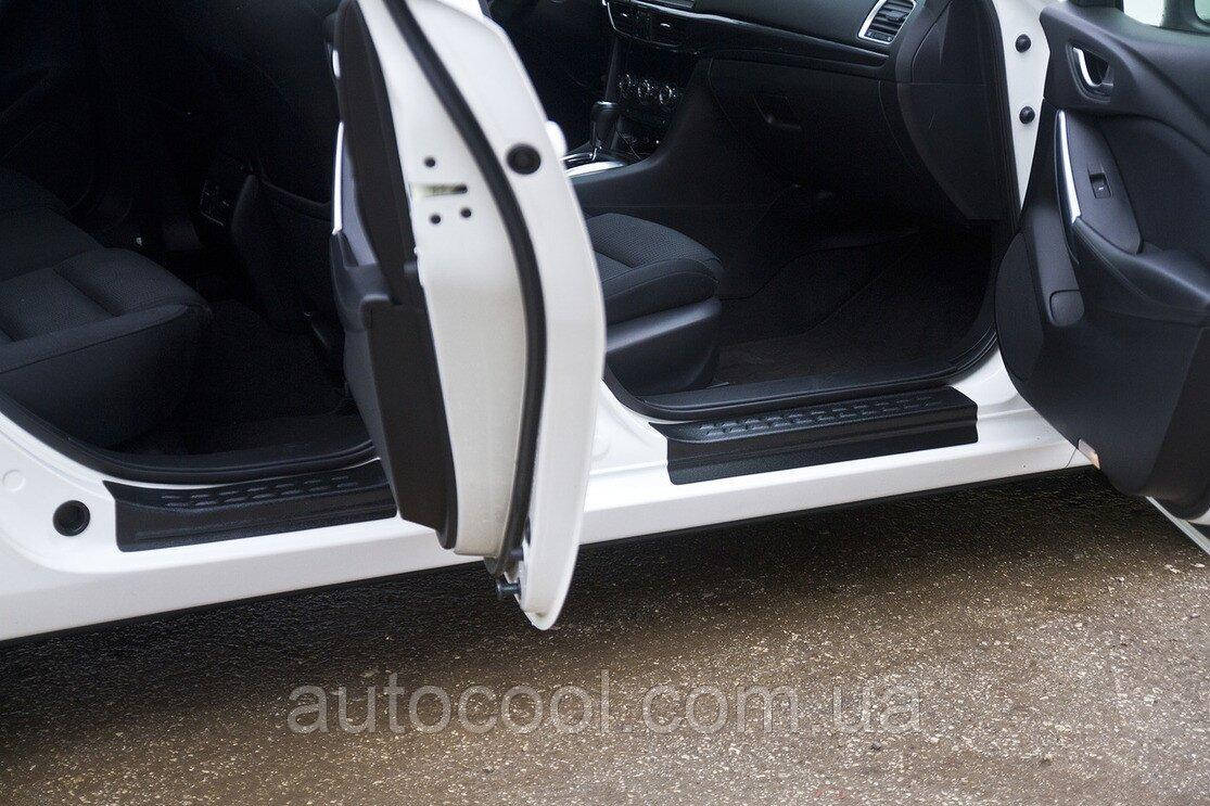 Накладки на внутрішні пороги дверей Mazda 6 2013+ г. Мазда 6