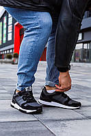 Адидас ЗХ 700 черно-белые обувь летняя мужская. Кроссовки мужские летние черные с белым Adidas ZX 700
