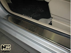 Захист порогів - накладки на пороги Nissan TIIDA з 2007 р. (Premium)