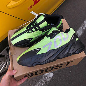 Кросівки чоловічі зелені Adidas Yeezy Boost 700 (00668)