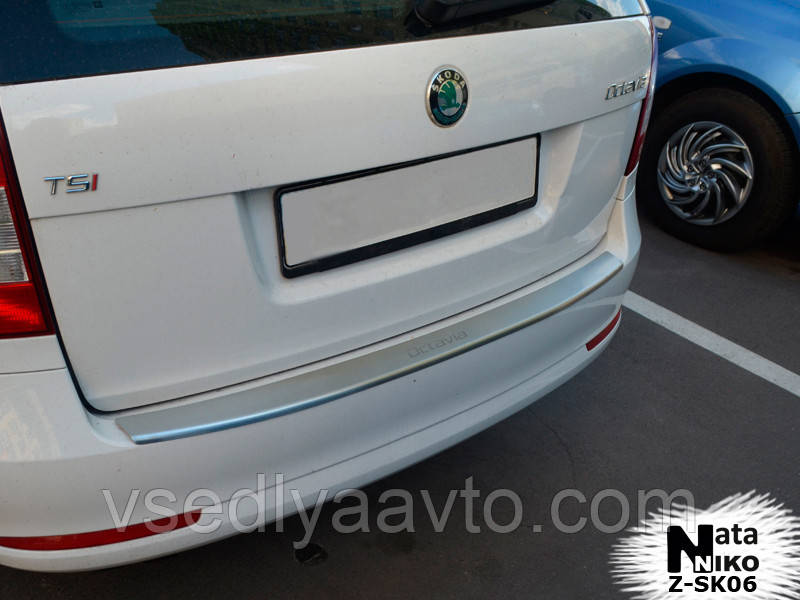 Накладка на бампер з загином універсал Skoda Octavia A5 FL з 2009 р. (NataNiko)