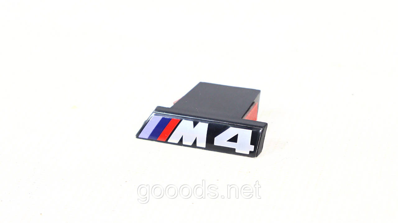 Эмблема "M4" в решетку BMW - фото 1 - id-p1609444060