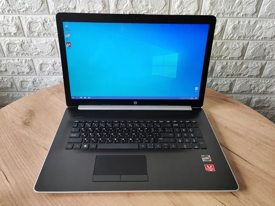 Ноутбук HP 17-CA1007CA/17.3 HD+/Ryzen 3 3200U/8Gb/HDD2Tb/Vega 3