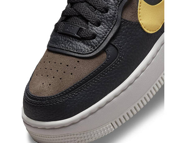 Nike air force 1 high black and gold sale