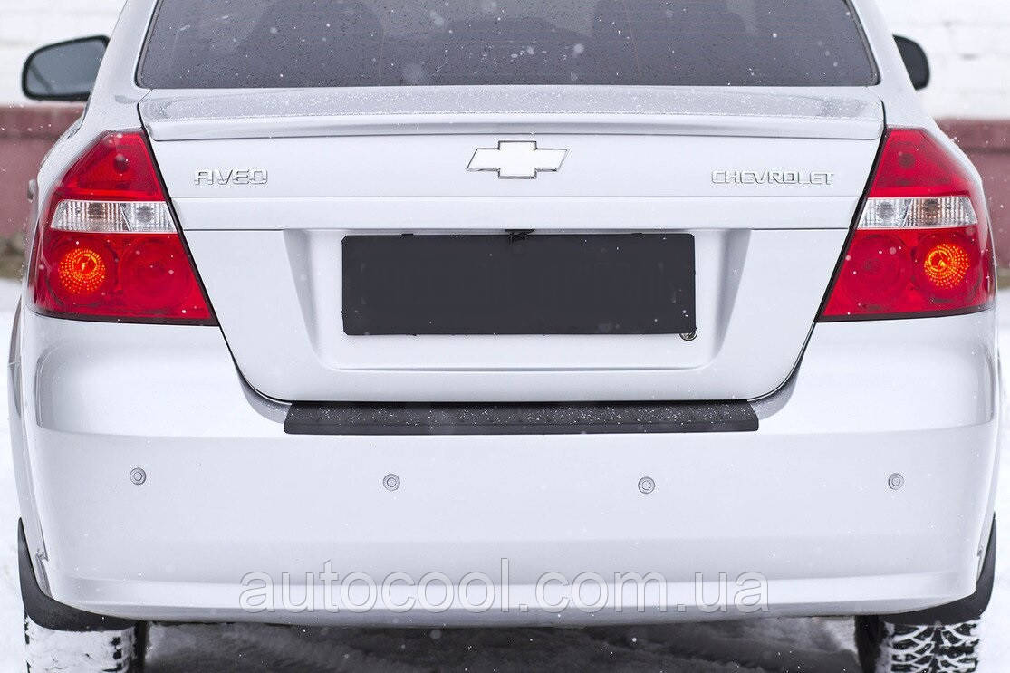 Накладка на задній бампер Chevrolet Aveo седан 2007-2012 г. Шевролет Авео