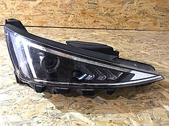 Фара Hyundai Elantra 6 AD (2018-2020) рестайлінг галоген лінзована права оригінал б/у