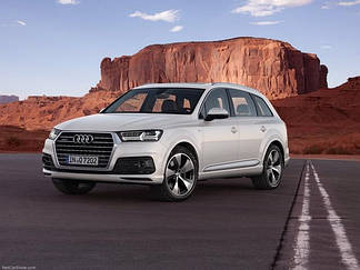 AUDI Q7 2016