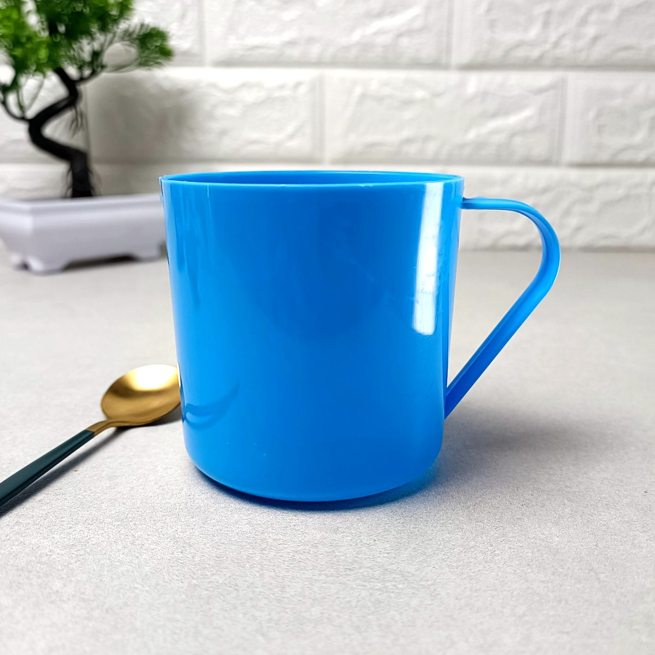 Пластикова кружка для чаю 280 мл Алеана Циліндр