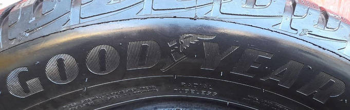 Шины б у 215/60R16 зима GOODYEAR ULTRA GRIP, фото 5