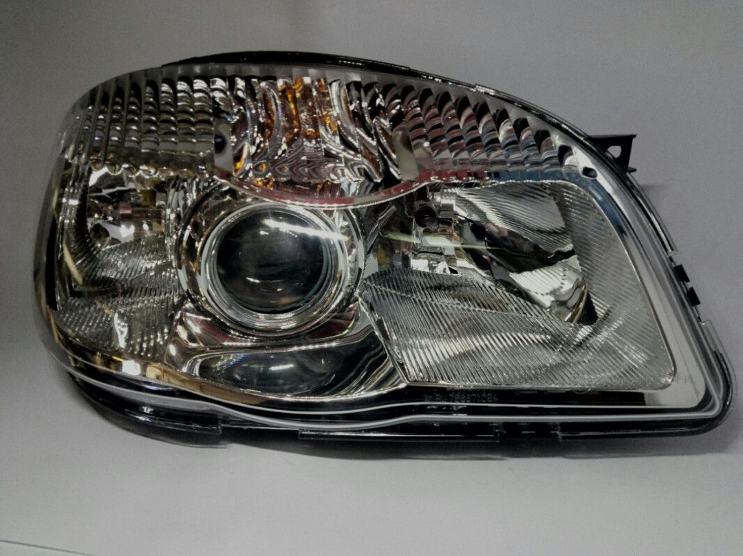 Фара ВАЗ 2123 Bosch Нива Шевроле Бош права з 2009 р. з лінзою, фото 1