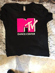 Нанесение логотипа на футболки для школы танцев