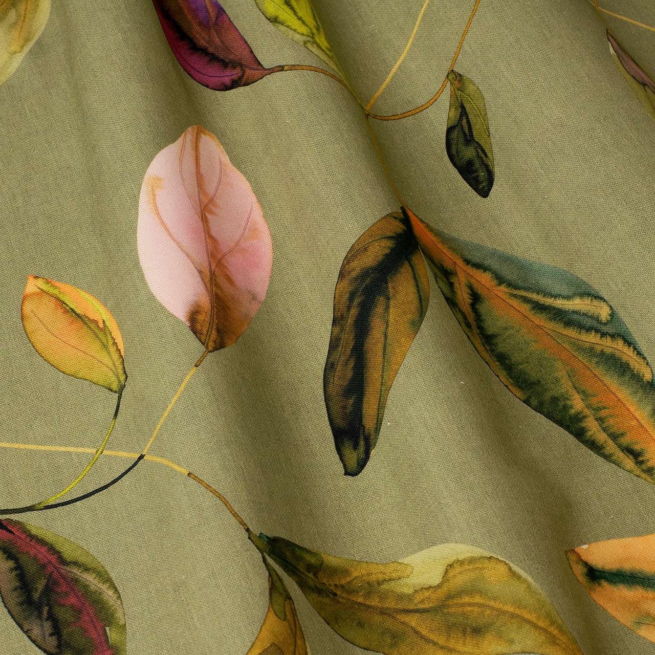 Декоративні тканини різнокольорові листя на зеленому тлі 100% бавовна Іспанія 280см 88259v4, фото 1