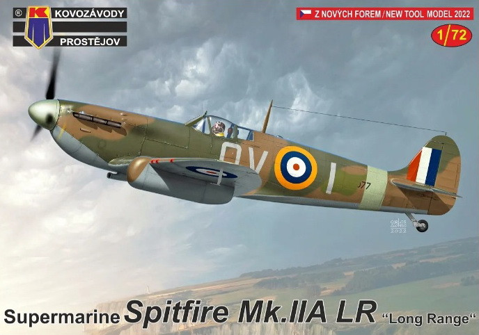 Пластикова модель 1/72 Kovozavody Prostejov 0305 британський винищувач Spitfire Mk.IIa LR „Long Range“