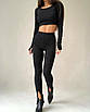 Жіночий демісезонний костюм у рубчик: топ з мітенками та легінси з трендовими розрізами спереду, фото 2