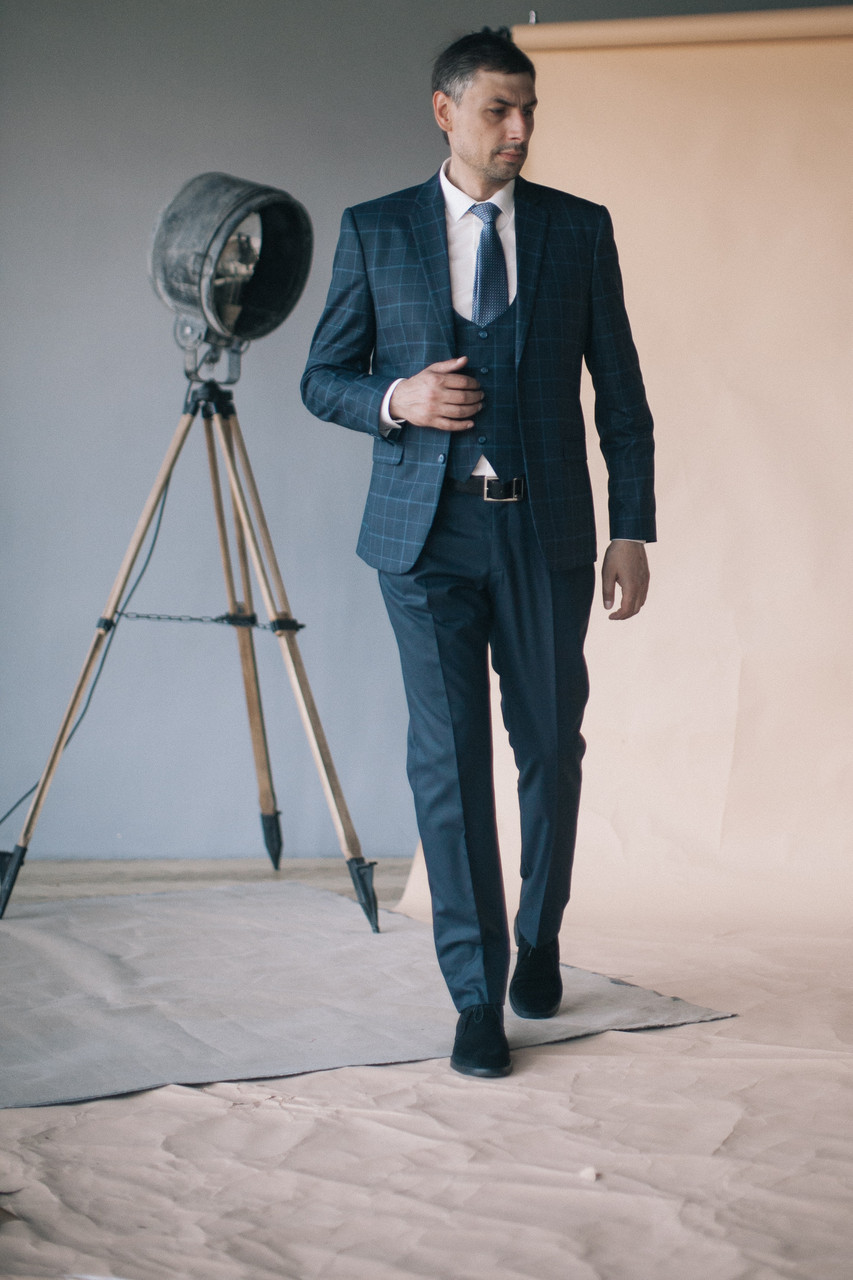 Чоловічий костюм трійка West-Fashion модель А Т-4