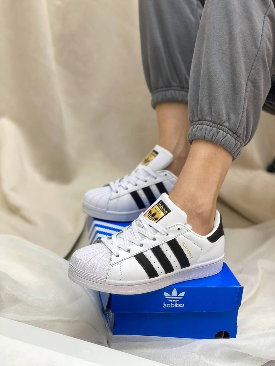 Кросівки чоловічі білі Adidas Superstar Classic (00460)