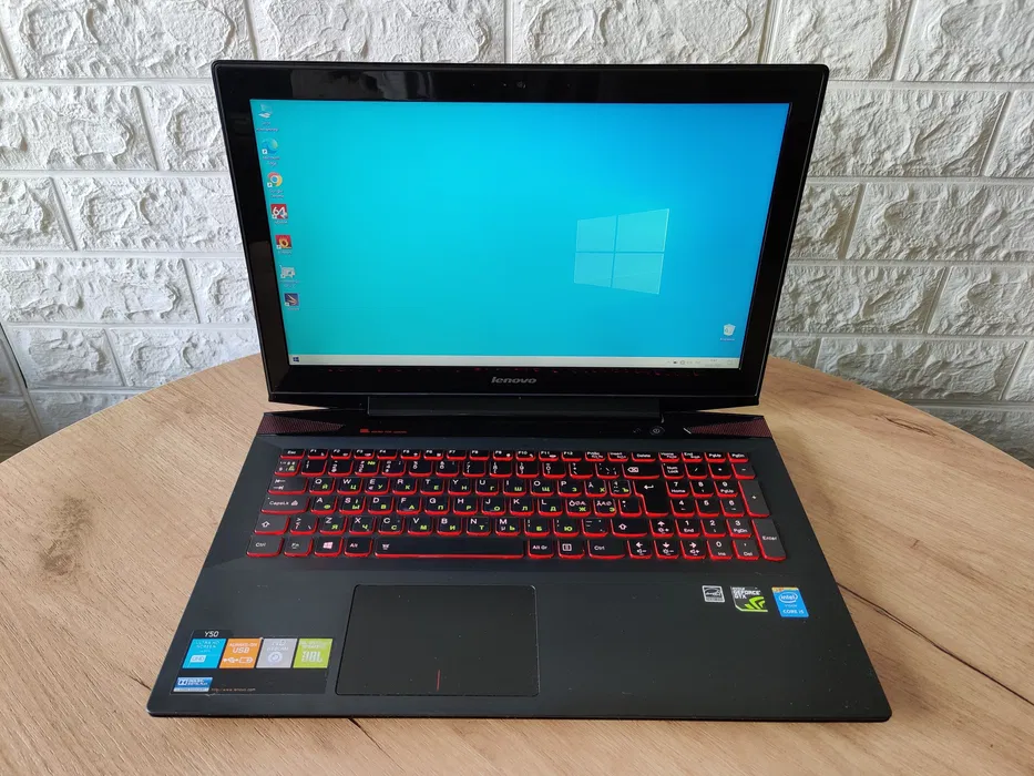 Ноутбук Lenovo Y50-70/15.6 FHD/i5 4210H/8Gb/SSD240Gb/nVidia GTX 860M-2Gb