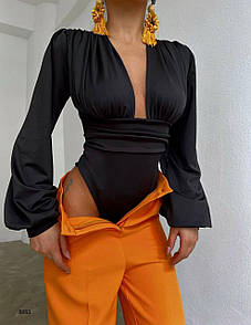Жіноче боді блузка з глибоким вирізом декольте і широкими рукавами з манжетами (р. 42-46) 78BO543
