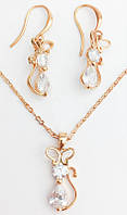 Набір: сережки 30 мм, кулон 23 мм, ланцюжок 39-44 см. Позолота 18К. Камені: білий циркон.