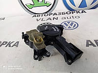 Клапан вентиляціі картерних газов 06H103495AE Q 5 USA AUDI