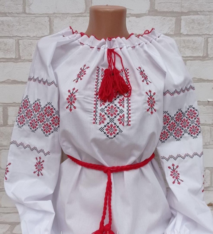 Вишиванка хрестиком сорочка підліткова у білому кольорі 140-170 ріст