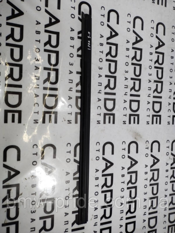 Молдинг скла внутрішній FORD Focus 3 2.0 2015 задн. прав. (б/у)