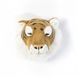 Настелене прикрасою "Голова тигра"