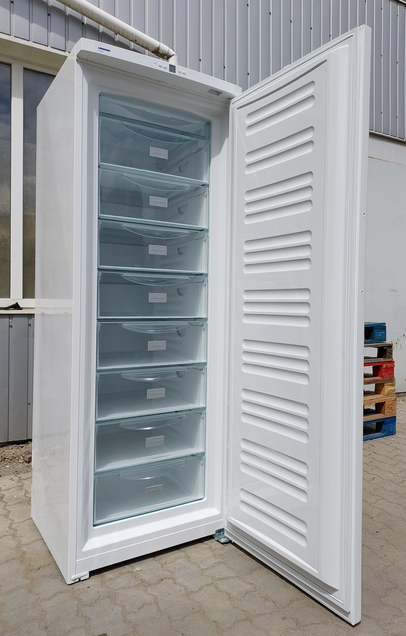 Большая морозильная камера 8 ящиков 400л Либхер Liebherr GP 4013